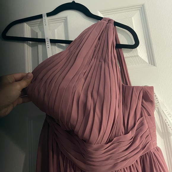 Gently worn Azazie Amethyst Chifron material Bridesmaid Dress. Size 8 - Picture 12 of 14